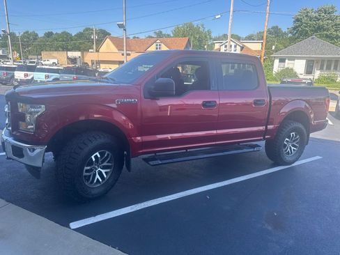 Used 2017 Ford F150 XLT AWD/4WD image 1