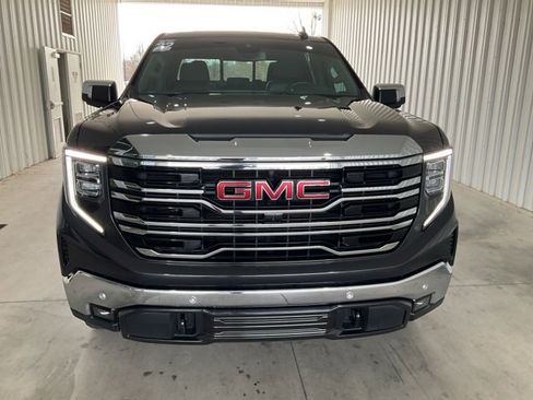 Used 2022 GMC Sierra 1500 SLT w/ SLT Premium Plus Package image 28