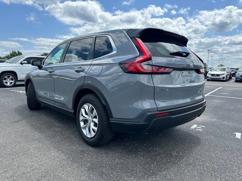 Used 2025 Honda CR-V LX image 7