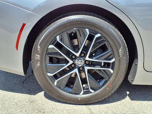 Used 2026 Toyota Mirai RWD image 7