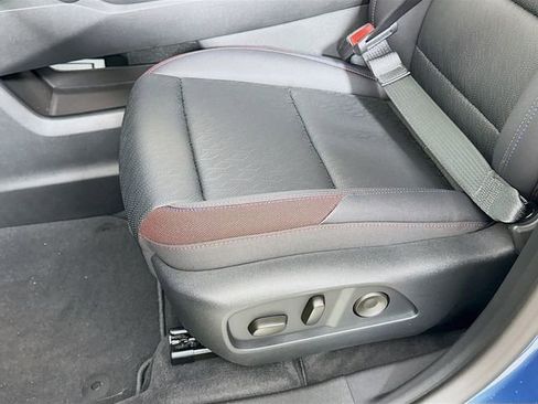 New 2026 Chevrolet Equinox RS w/ Convenience Package III FWD image 22