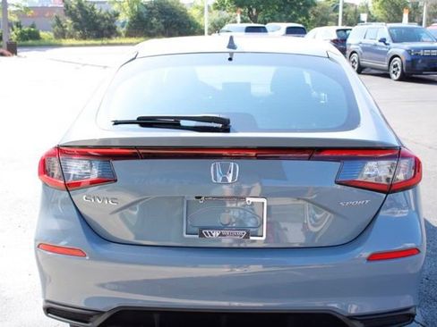 Used 2024 Honda Civic Sport image 6