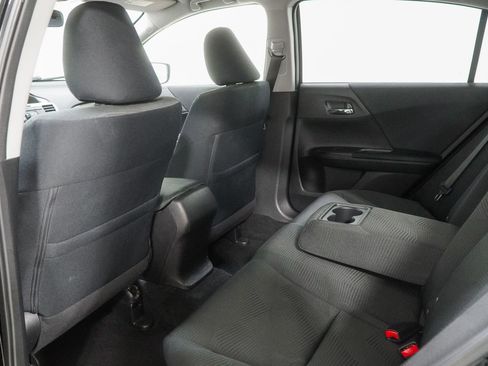 Used 2015 Honda Accord LX image 34