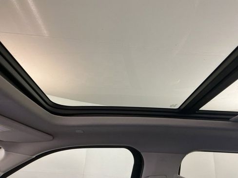 Used 2024 Toyota Tundra Limited image 23