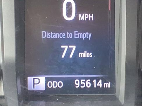 Used 2020 Toyota Tacoma SR image 23