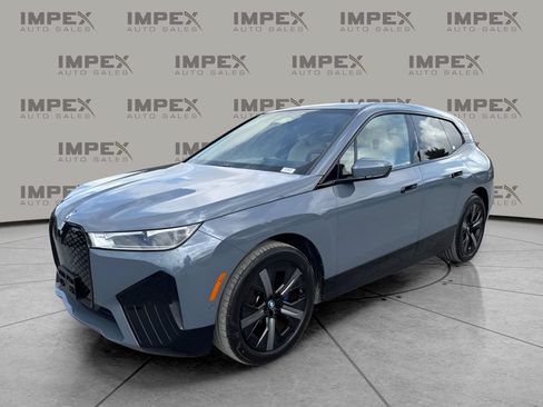 Used 2024 BMW iX xDrive50 w/ Sport Package AWD/4WD image 1