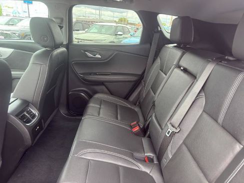 Used 2023 Chevrolet Blazer LT AWD/4WD image 32