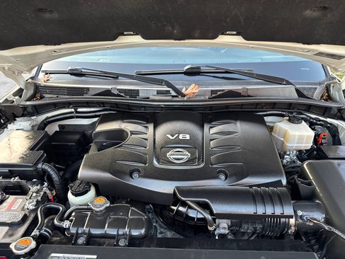 Used 2018 Nissan Armada SL w/ Premium Package image 6