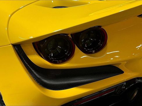 Used 2022 Ferrari F8 Tributo RWD image 20