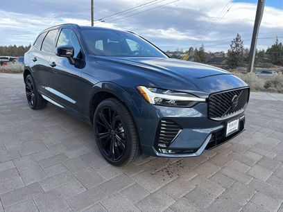 New 2026 Volvo XC60 B5 Ultra w/ Climate Package