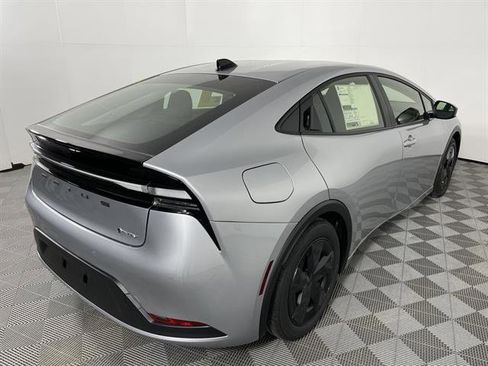 New 2026 Toyota Prius Plug-In Hybrid image 7