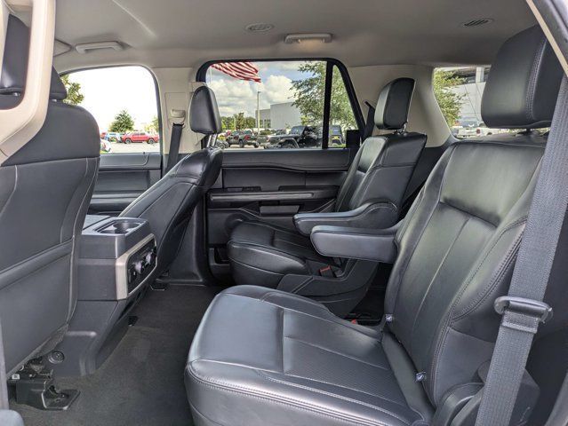 Used 2024 Ford Expedition XLT AWD/4WD image 14
