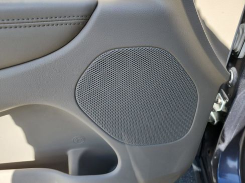 Used 2018 Jeep Grand Cherokee Limited image 26