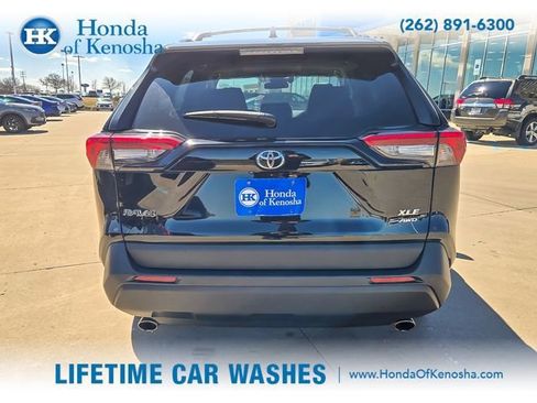 Used 2023 Toyota RAV4 XLE w/ Convenience Package image 4