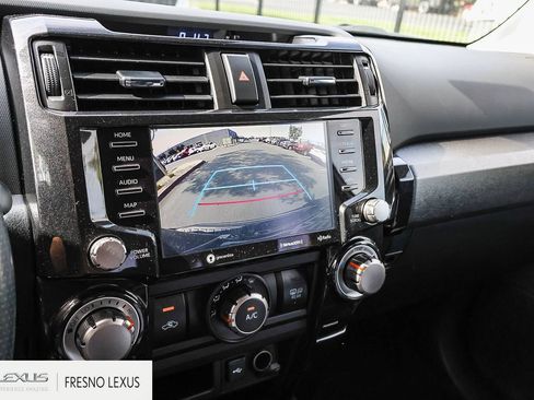 Used 2021 Toyota 4Runner TRD Off-Road Premium w/ Moonroof Package AWD/4WD image 25