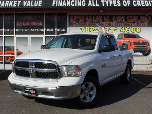 Used 2016 RAM 1500 Classic SLT AWD/4WD image 2