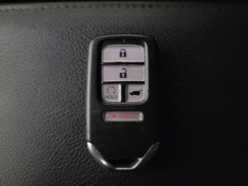 Used 2018 Honda Civic EX-L image 32