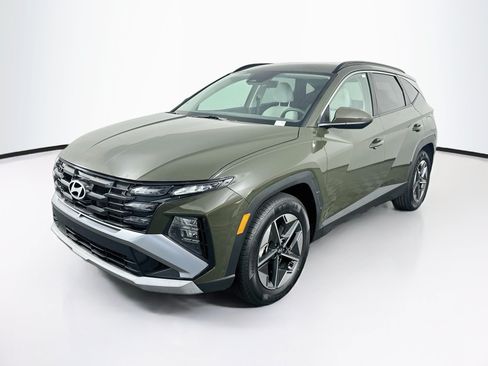Used 2025 Hyundai Tucson SEL FWD image 3