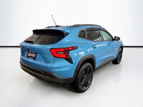 Used 2025 Chevrolet Trax ACTIV w/ Driver Confidence Package image 6