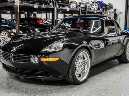 Used 2003 BMW Z8 RWD image 5