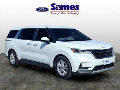 Used 2023 Kia Carnival LX