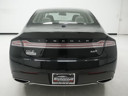 Used 2017 Lincoln MKZ Select w/ Technology Package FWD image 5