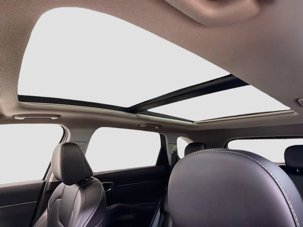 Used 2023 Kia Sorento S w/ Panoramic Sunroof Package FWD image 24