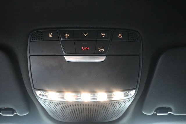 Used 2022 Mercedes-Benz GLC 300 image 26