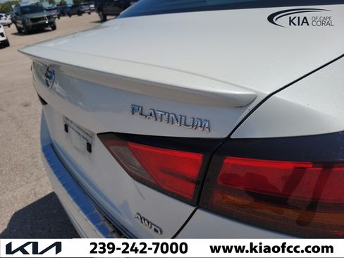 Used 2022 Nissan Altima 2.5 Platinum AWD/4WD image 10