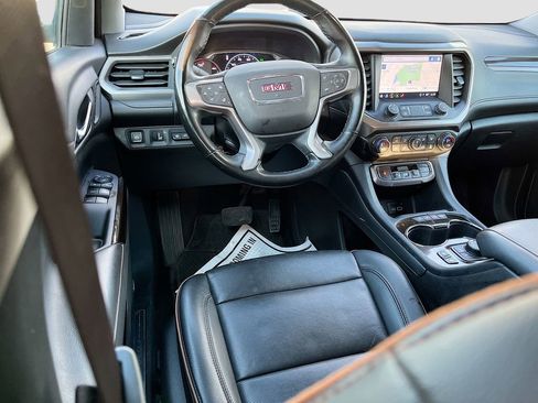 Used 2023 GMC Acadia AT4 w/ Technology Package AWD/4WD image 23