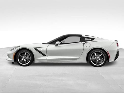Used 2015 Chevrolet Corvette Stingray Coupe RWD image 6