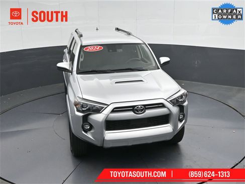 Used 2024 Toyota 4Runner TRD Off-Road image 49