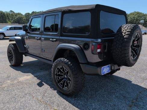 Used 2020 Jeep Wrangler Unlimited Sport S AWD/4WD image 5