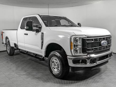 Used 2023 Ford F250 XL w/ 360-Degree Camera Package AWD/4WD image 11