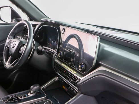 Used 2025 Lexus TX 350 AWD w/ Technology Package image 27