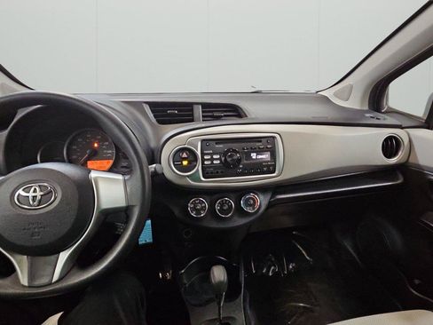 Used 2014 Toyota Yaris LE FWD image 20