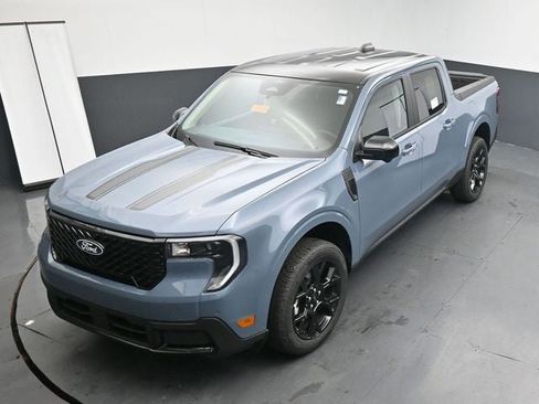 New 2026 Ford Maverick Lariat w/ Black Appearance Package AWD/4WD image 17