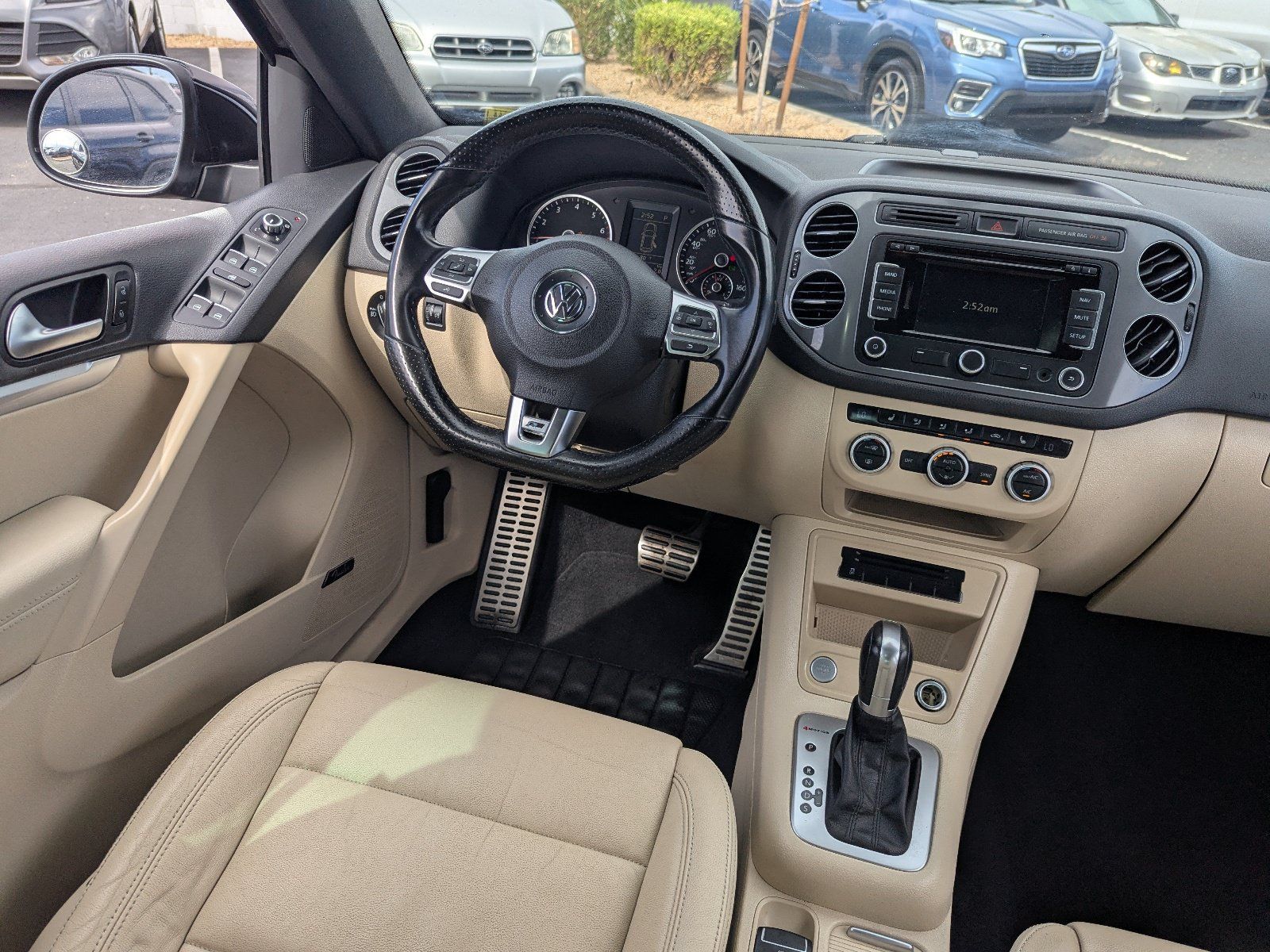 Used 2015 Volkswagen Tiguan R-Line AWD/4WD image 14