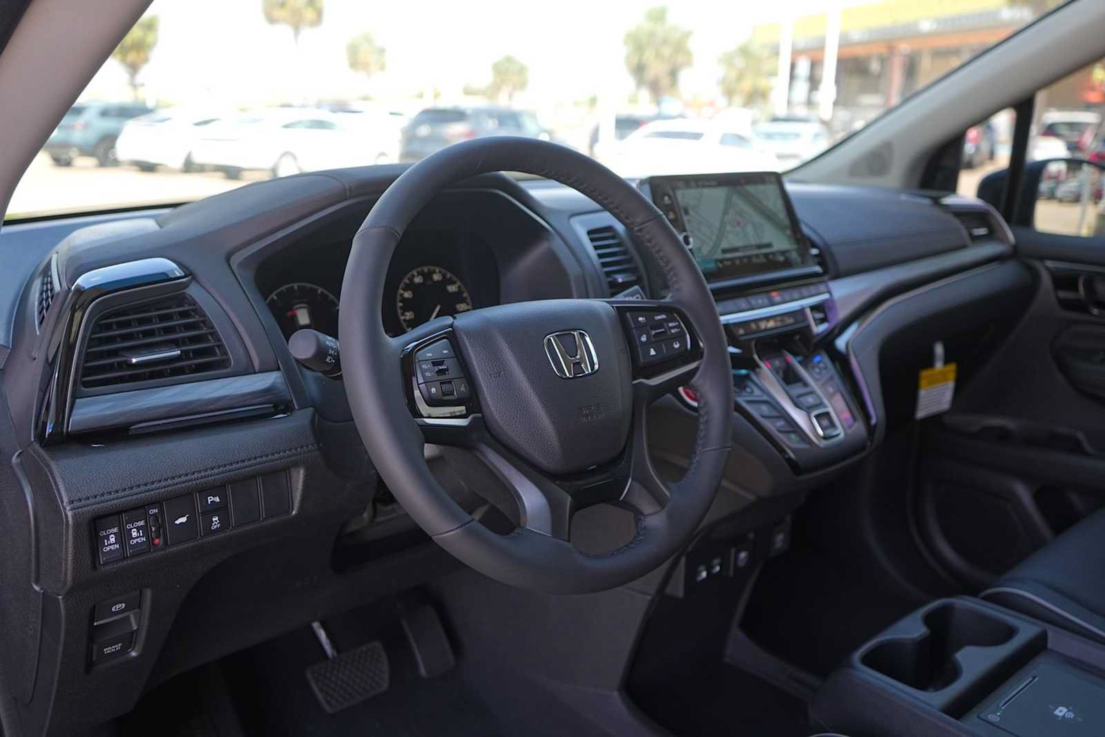 New 2027 Honda Odyssey Elite image 2