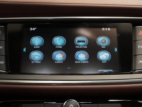 Used 2018 Buick Enclave Avenir w/ Avenir Technology Package image 21