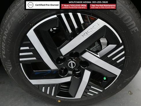 Used 2025 Nissan Kicks SV image 16