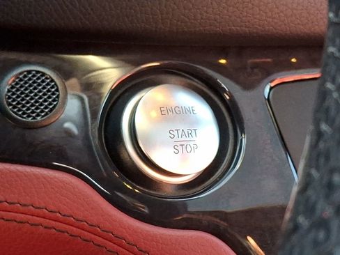 Certified 2017 Mercedes-Benz SL 550 image 23