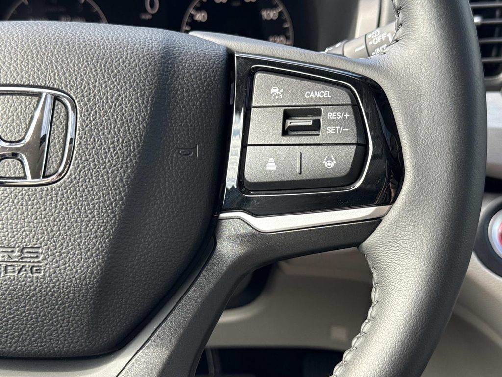 Used 2026 Honda Odyssey EX-L image 9