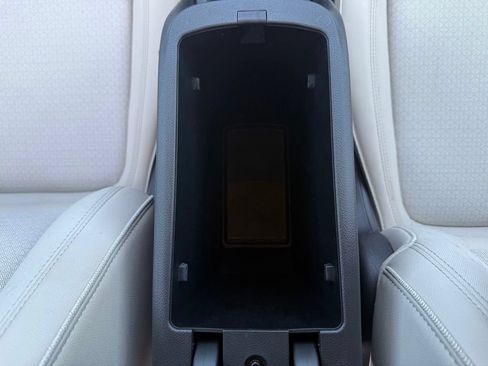Used 2024 Buick Encore GX Preferred w/ Comfort Package FWD image 27