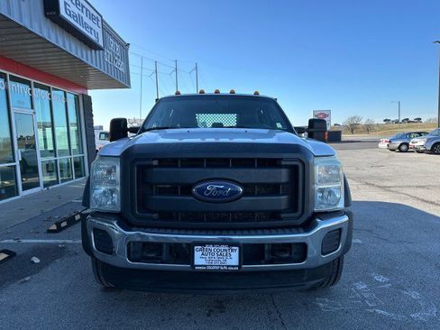 Used 2015 Ford F550 2WD Crew Cab Super Duty image 5