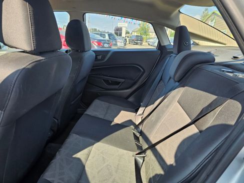 Used 2013 Ford Fiesta SE image 20