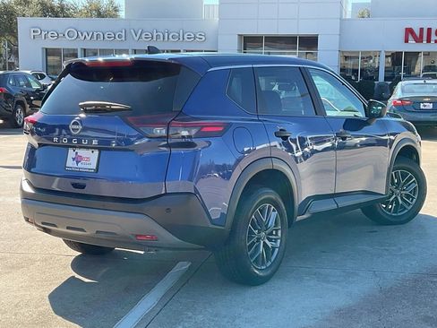 Used 2023 Nissan Rogue S image 5