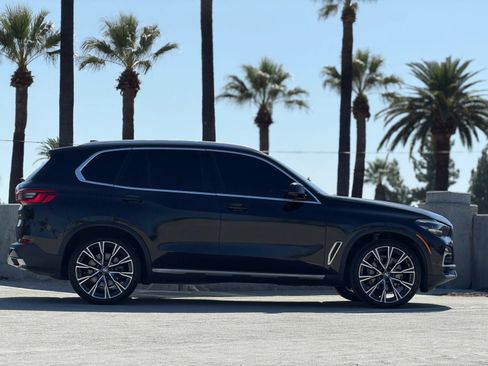 Used 2019 BMW X5 xDrive40i w/ Premium Package 2 AWD/4WD image 5