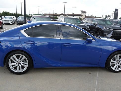 Certified 2024 Lexus IS 300 w/ Comfort Package RWD image 4