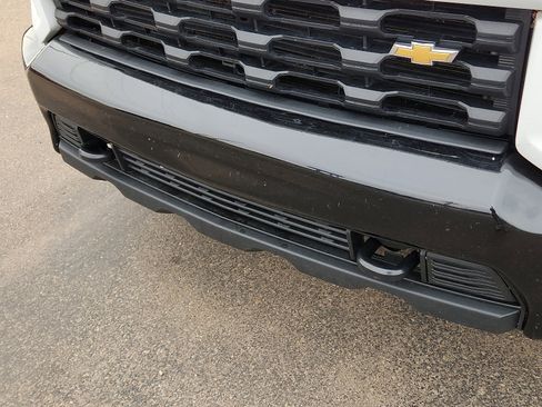 Used 2021 Chevrolet Silverado 2500 Custom w/ Custom Value Package image 7